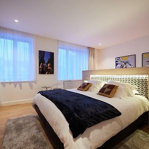 Deluxe King Suite